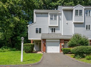 44 Brinley Way UNIT 44, Newington, CT 06111