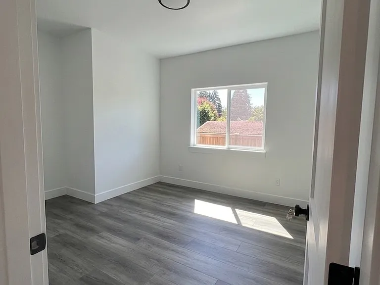 10201 98th St SW — Photo 9