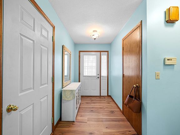 3rd image of 2615 W 63rd St #0