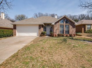 1208 Oak Tree St, Denton, TX 76209