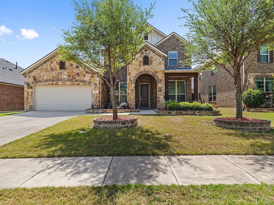 1st image of 2444 Lakebend Dr