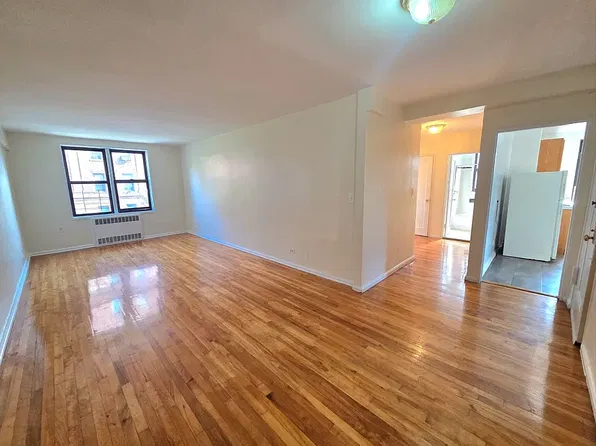 34-36 85th St #2, Jackson Heights, NY 11372