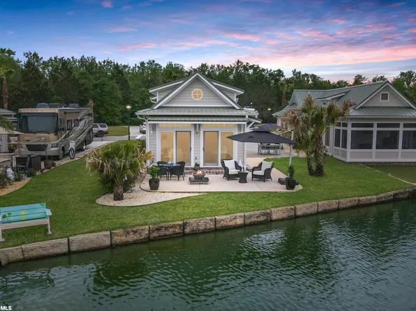 11826 Gateway Dr, Elberta, AL 36530