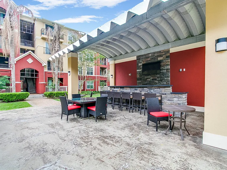 The Viv on West Dallas — Photo 6