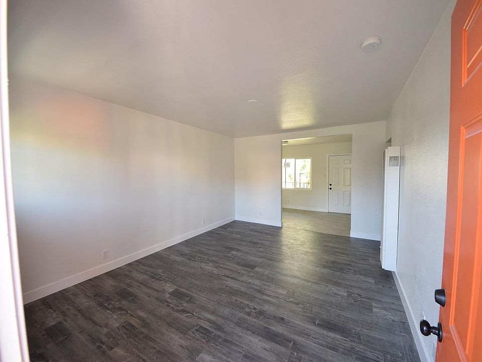 1st image of 4309 W Adams Blvd #2