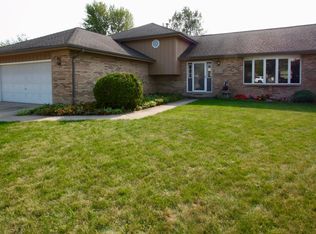 1653 Winter Ct, Joliet, IL 60431