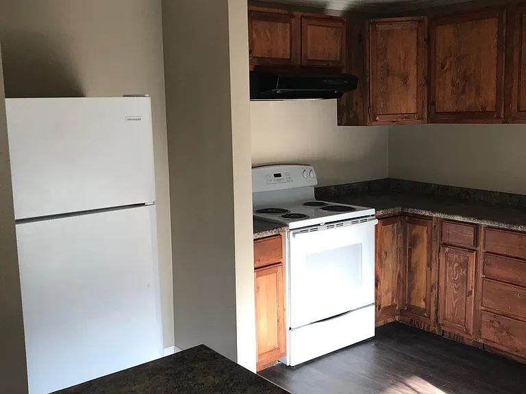 475 Rachal Ave — Photo 7