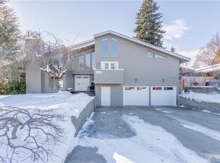 1227 1st St, Wenatchee, WA 98801