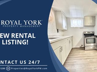 58 Carlton St #3, Saint Catharines, ON L2R1P8