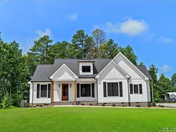 1567 Chaptico Rd, South Hill, VA 23970