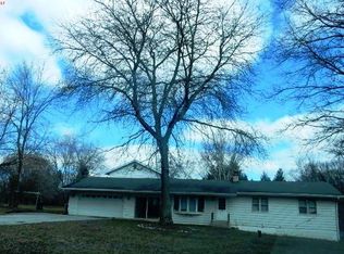 N23W25022 Valleyview Ln, Pewaukee, WI 53072