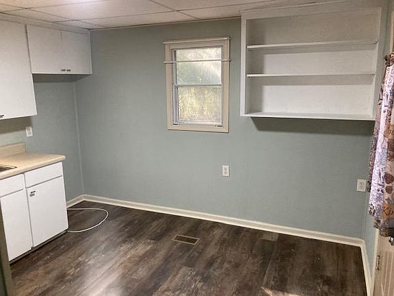 3rd image of 1622 Beauford Pl