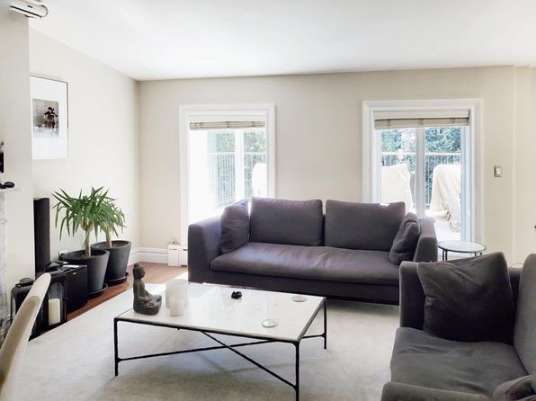 135 Henry St APT 5