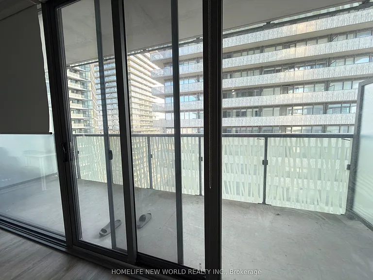 50 Charles St E #3206 — Photo 15
