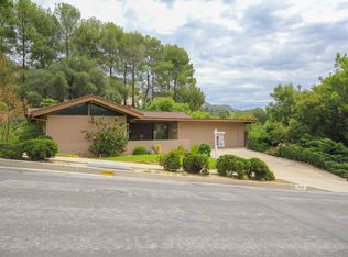 5440 Pine Glen Rd, La Crescenta, CA 91214