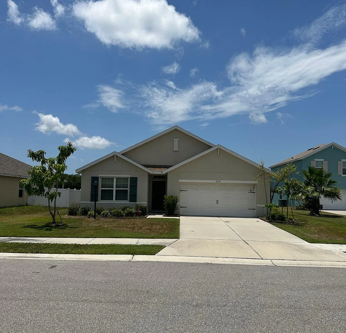 4 bed, 1791 sqft, $2,100 — Photo 3