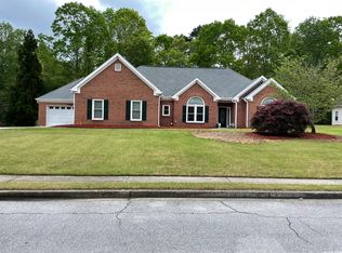 2025 Holland Park Dr, Buford, GA 30519