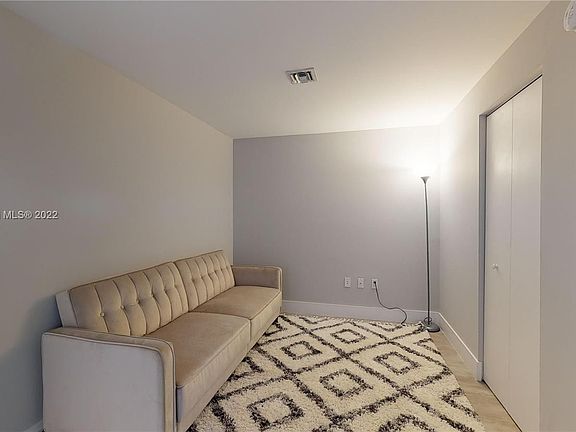 5th image of 16385 Biscayne Blvd Unit 2917