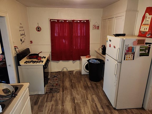 4th image of 926 Martin Luther King Jr St SE
