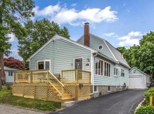 11 Sawtelle St, Weymouth, MA 02191