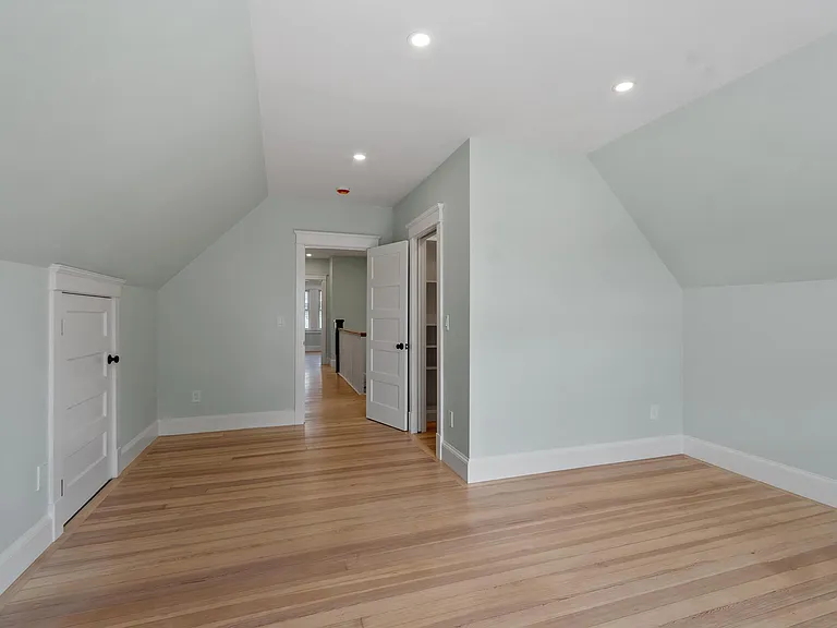 61 Warren St #2 — Photo 27