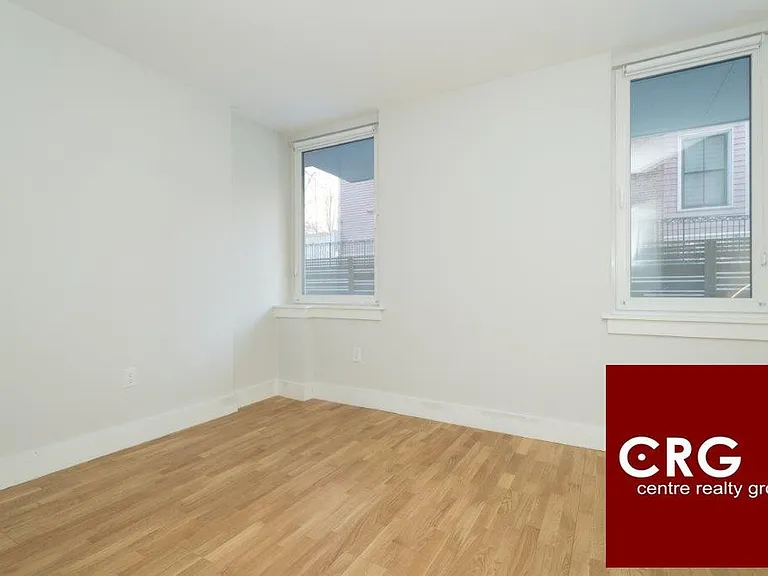 334 Harvard St #C1D — Photo 10
