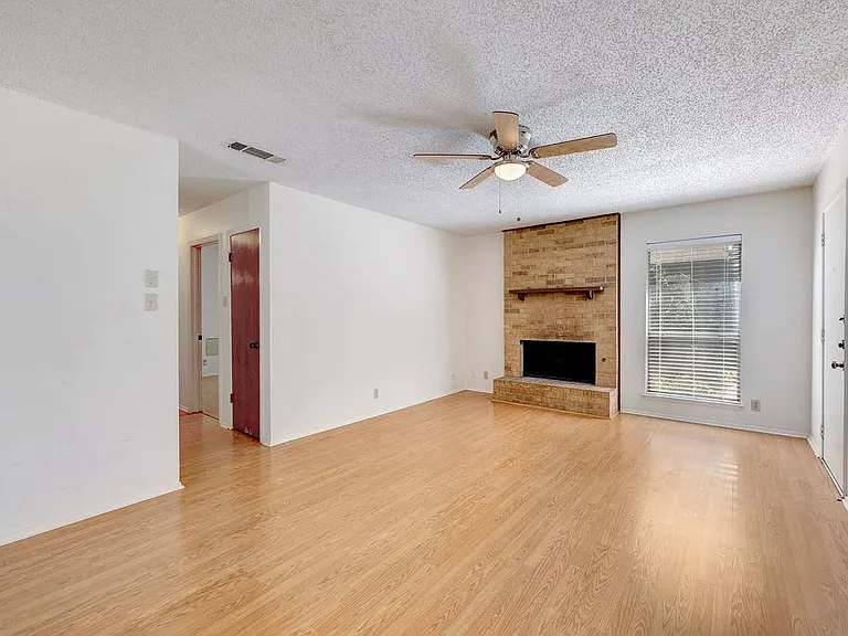 5619 Clay Ave #B — Photo 2