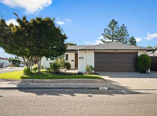1411 Pheasant Dr, Petaluma, CA