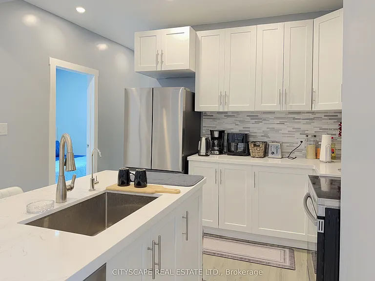 3211 Angel Pass Dr — Photo 28