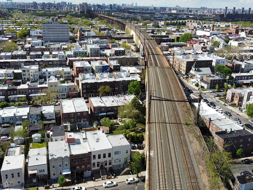 2nd image of 23-22 37th St