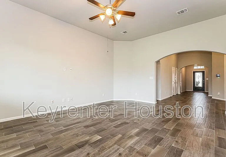 31519 Kailua Dr — Photo 5