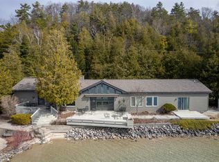 1137 Crystal Dr, Frankfort, MI 49635