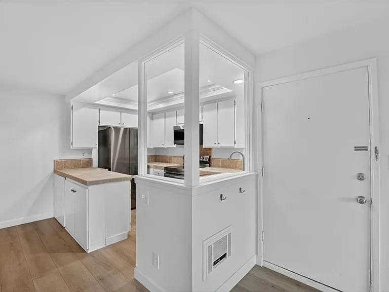 5937 Armaga Spring Rd #N — Photo 11
