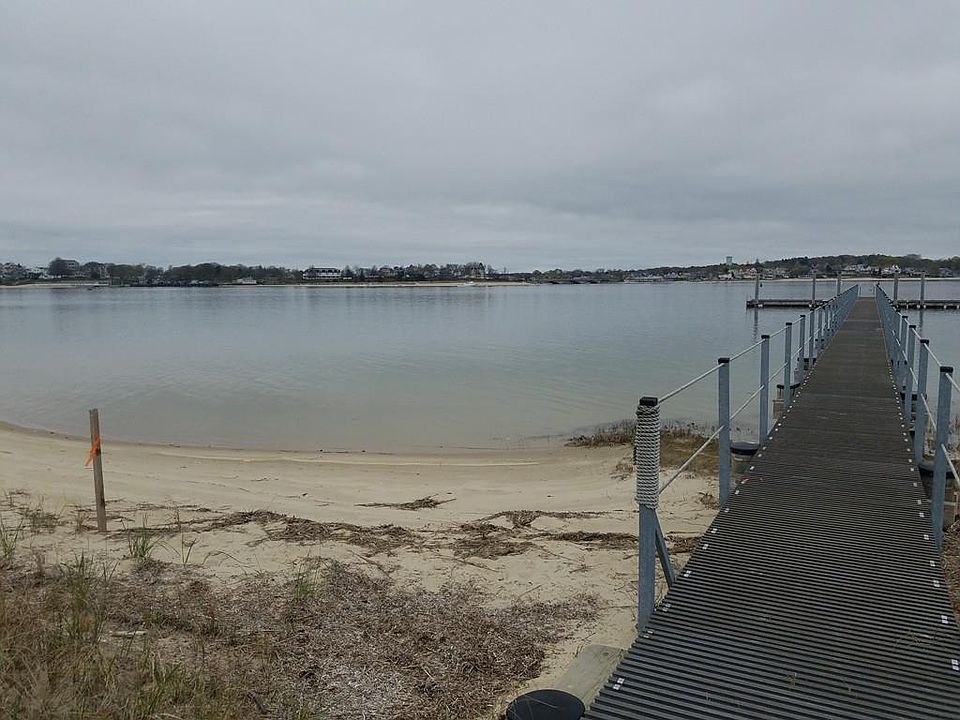 2nd image of 5 Burgess Point Shrs