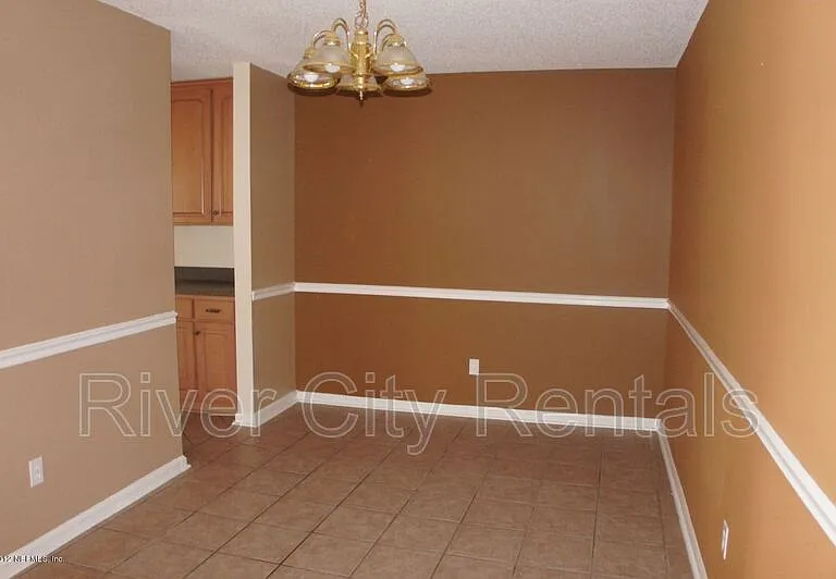 849 Candleknoll Ln — Photo 7
