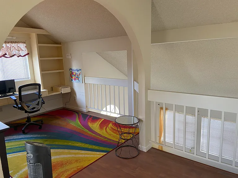 251 Seawind Dr — Photo 5