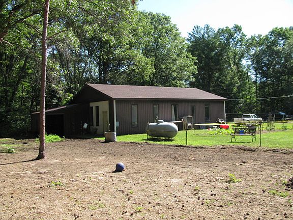 4th image of 5865 Chaz Dr