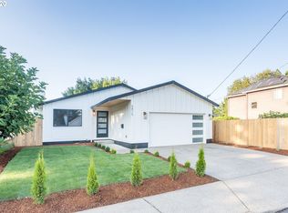 5815 SE Flavel St, Portland, OR 97206