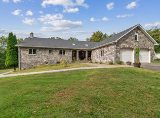 1069 Andrew Mountain Rd, Naugatuck, CT 06770