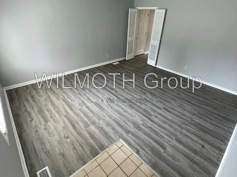 7848 Souter Dr — Photo 3