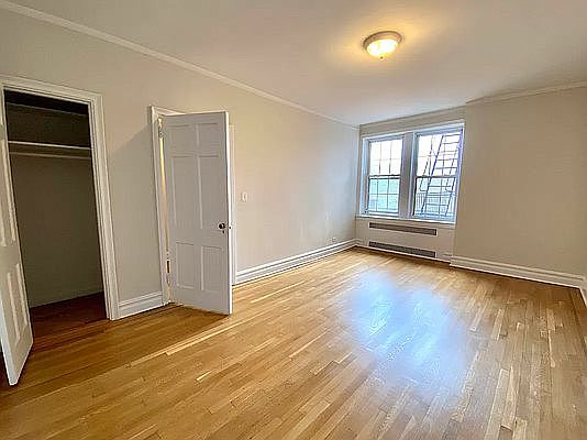 5th image of 225 Sterling Pl APT 5R