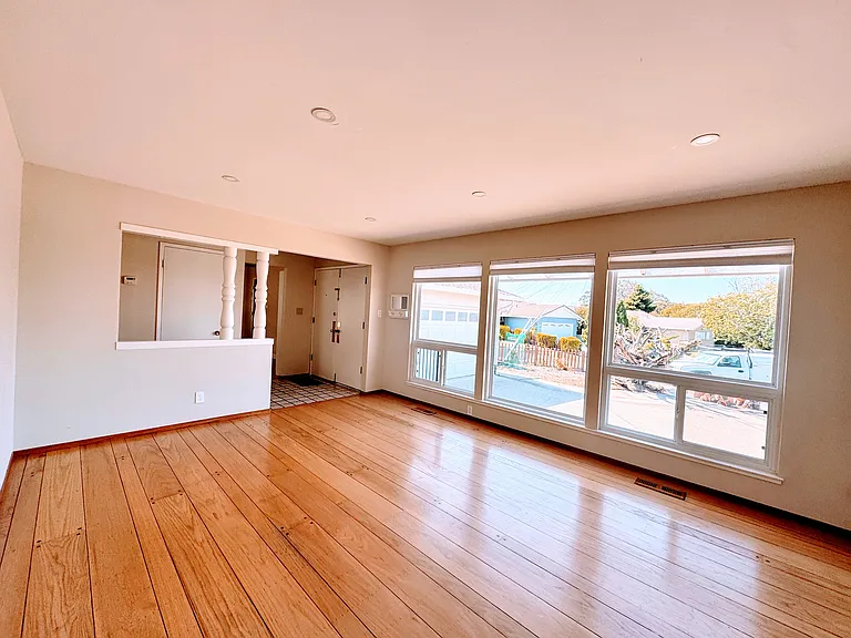 11 Christian Ct — Photo 4