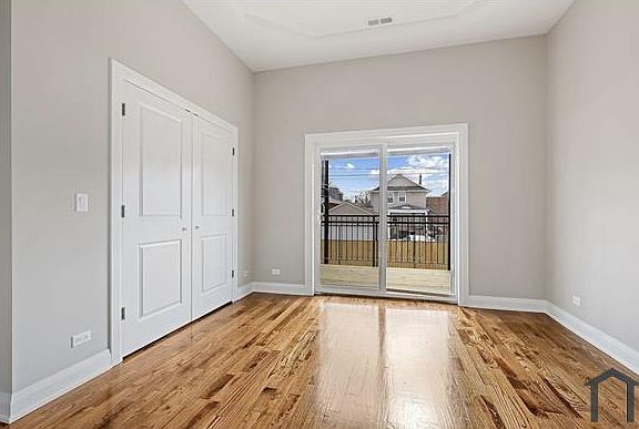 4th image of 5955 W Superior St #1