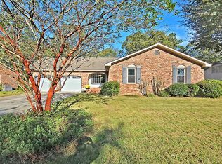 214 Chessington Cir, Summerville, SC 29485