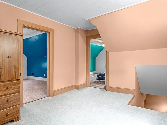 5th image of 418 Pennsylvania Ave