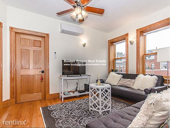 60 Phillips St. #3 Boston - Beacon Hill Unit Photo 2