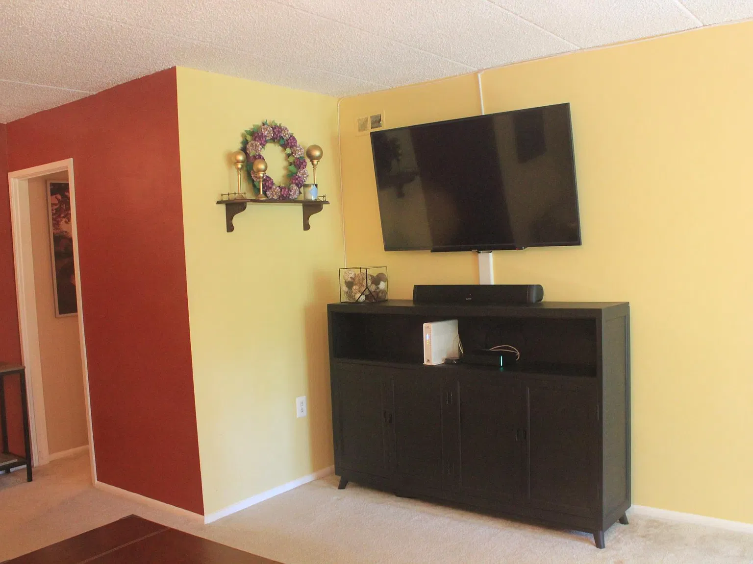 2 bed, 1128 sqft, $2,250 — Photo 3