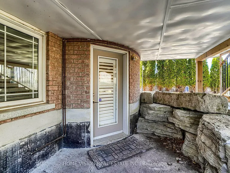24 E Sandbanks Dr #BASEMENT — Photo 19