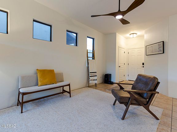 3rd image of 4149 E Calle Marfil