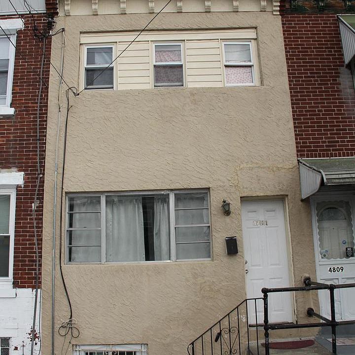 1st image of 4811 Darrah St